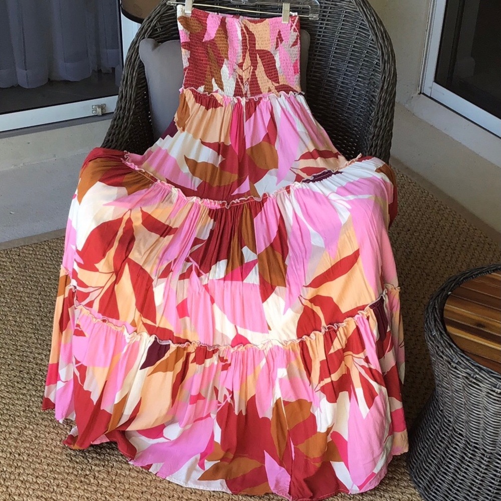 Women’s strapless maxi dress size XS
